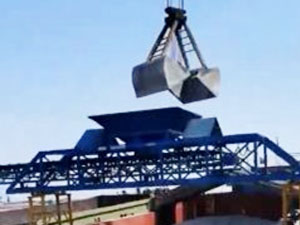 過(guò)駁輸送機(jī)在船舶貨物轉(zhuǎn)運(yùn)中的優(yōu)勢(shì)